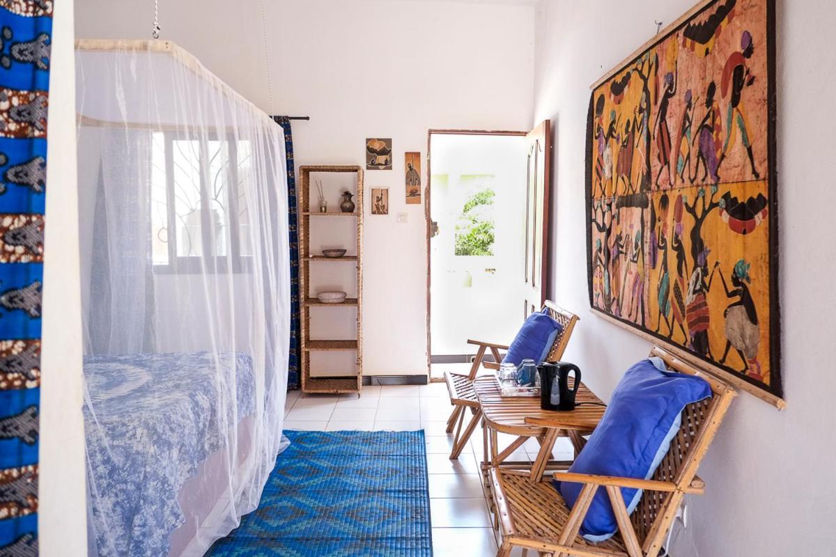 Bed and Breakfast Keur Dofie Тубаб Диалао Экстерьер фото
